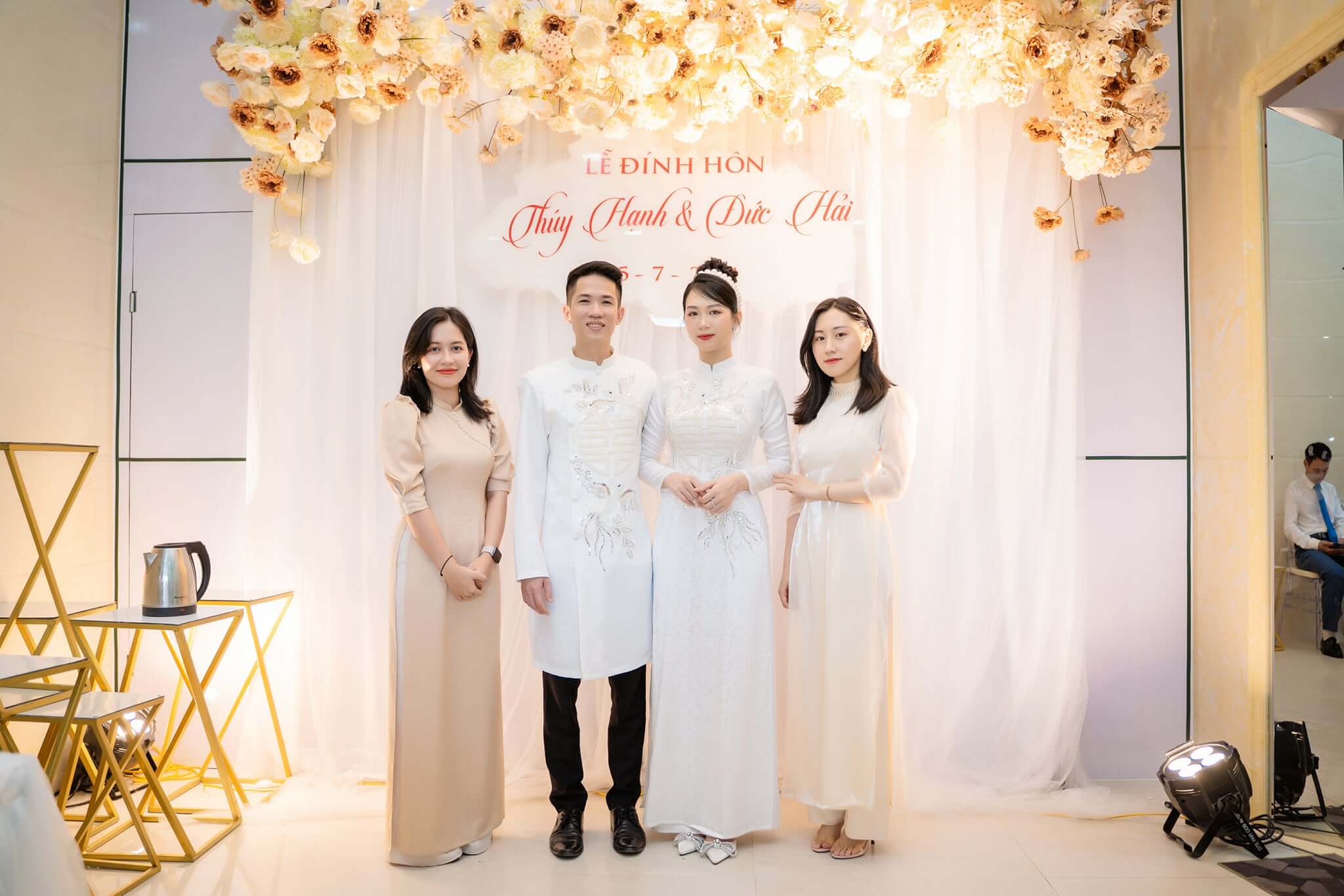 PHÓNG SỰ CƯỚI ĐỨC HẢI - THÚY HẠNH