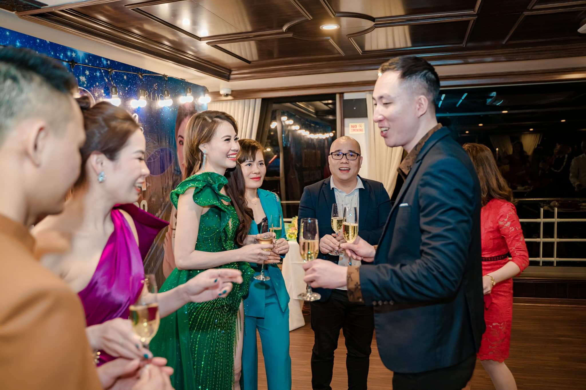 CHỤP ẢNH SỰ KIỆN GALA DINNER: Phạm Kim Group và Dr Lacir